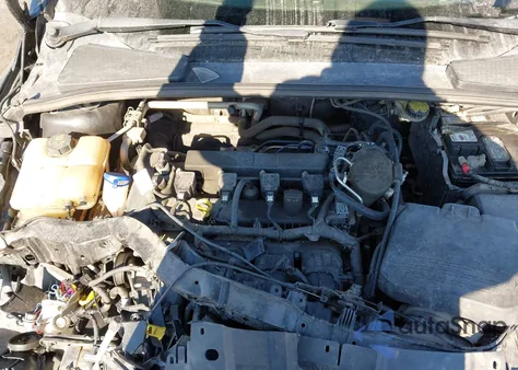 2016 Ford Focus Se z USA, uszkodzony, nr VIN 1FADP3F26GL265821